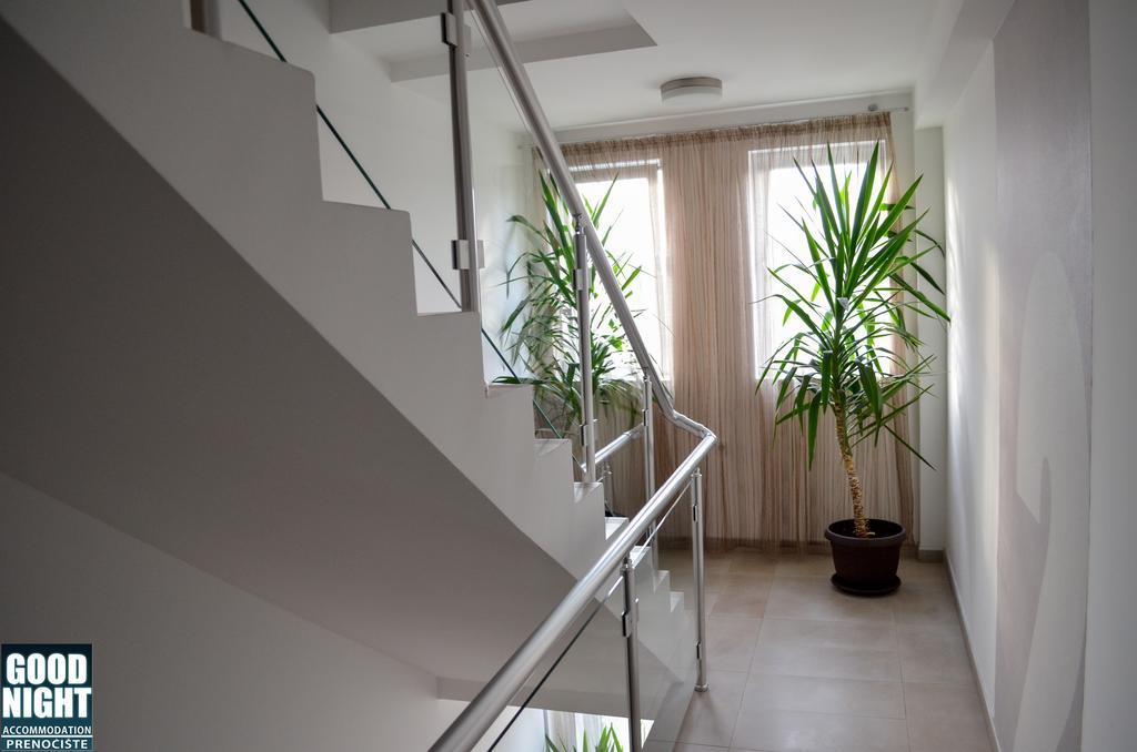 Apartments Good Night Ниш Екстер'єр фото