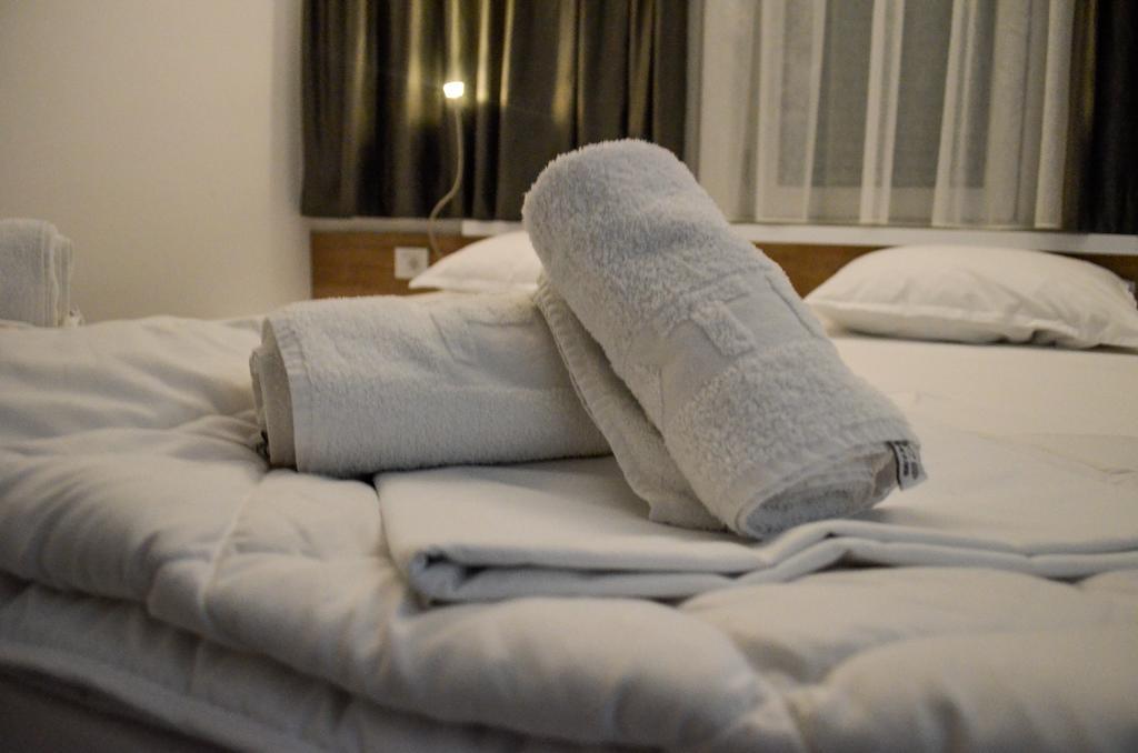 Apartments Good Night Ниш Екстер'єр фото