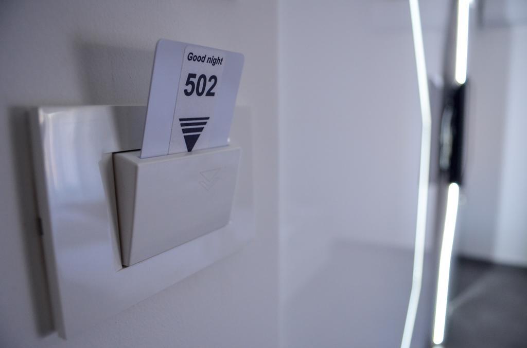 Apartments Good Night Ниш Екстер'єр фото