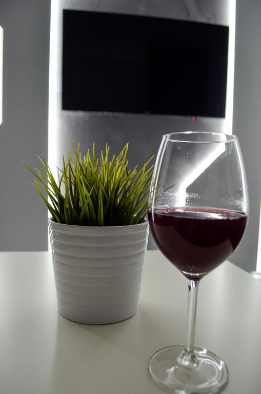 Apartments Good Night Ниш Екстер'єр фото