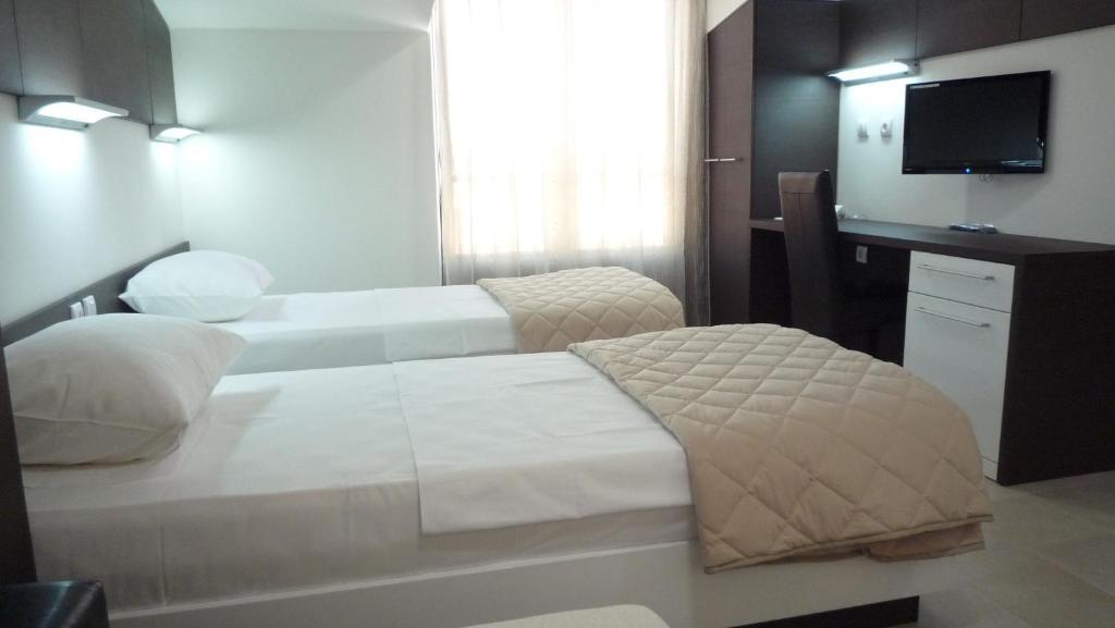 Apartments Good Night Ниш Номер фото