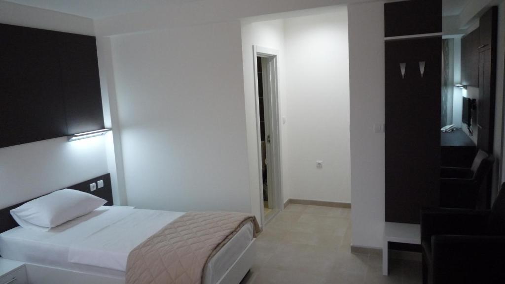 Apartments Good Night Ниш Номер фото