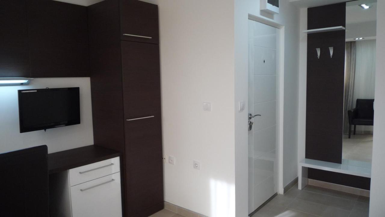 Apartments Good Night Ниш Екстер'єр фото